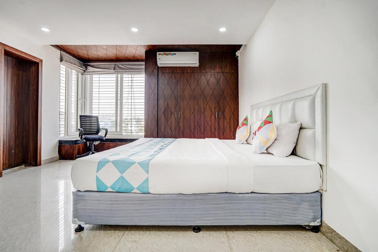 Super Capital O Sayhallo Prime Residency بوهفانيشفار المظهر الخارجي الصورة